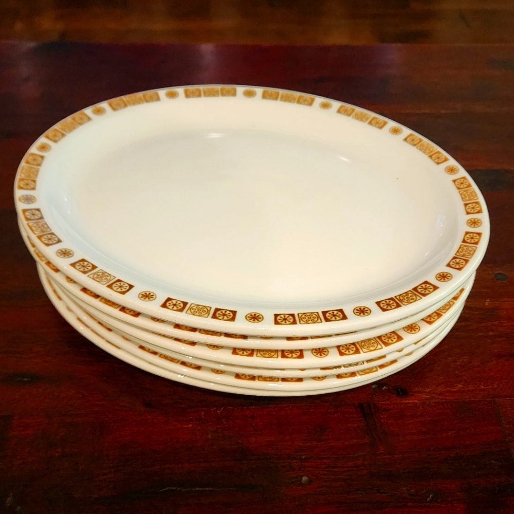 6 Buffalo Restaurant Commercial China Oval Plates Oakbrooke Gold ATOMIC 8 7/8"